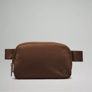 lululemon Everywhere Belt Bag